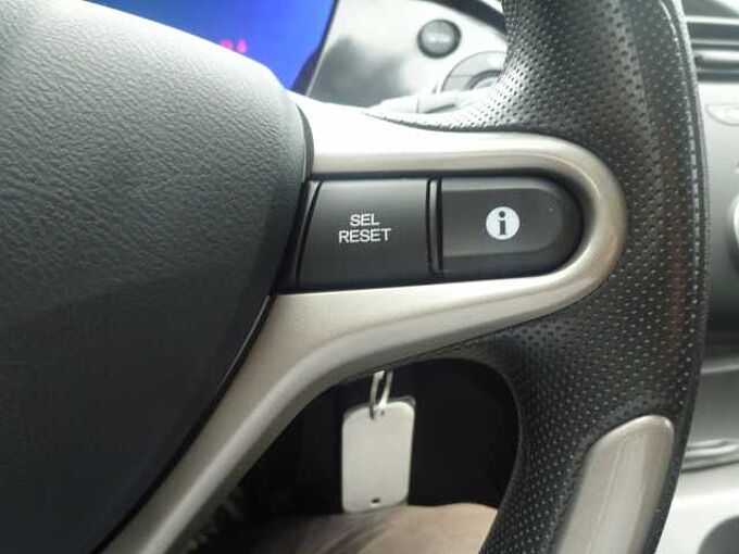 Honda Civic Fließheck 5-Türer 1.8i-VTEC Comfort