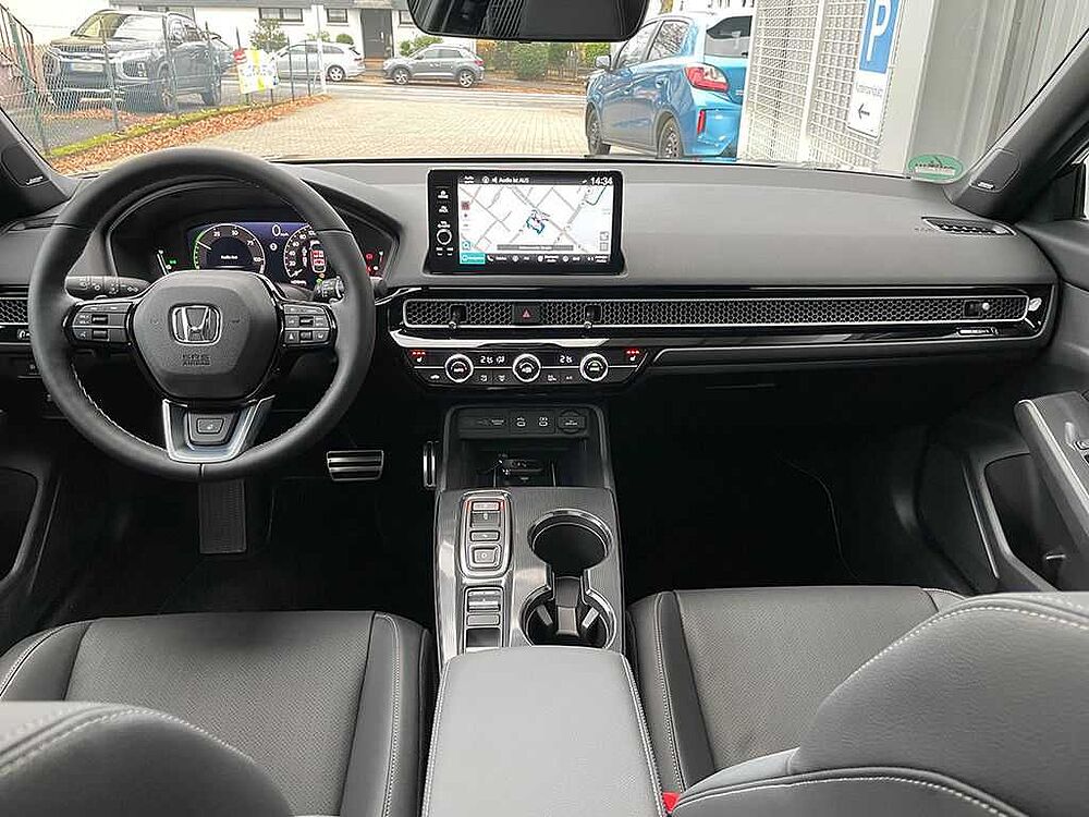 Honda Civic 2.0 e: HEV Hybrid Advance