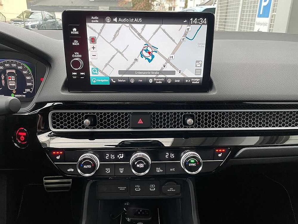 Honda Civic 2.0 e: HEV Hybrid Advance