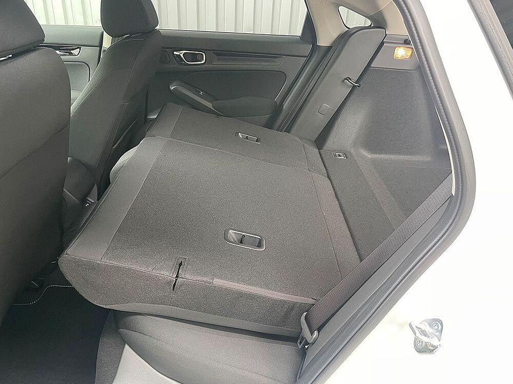 Honda Civic e: HEV 2.0 i-MMD Hybrid Elegance