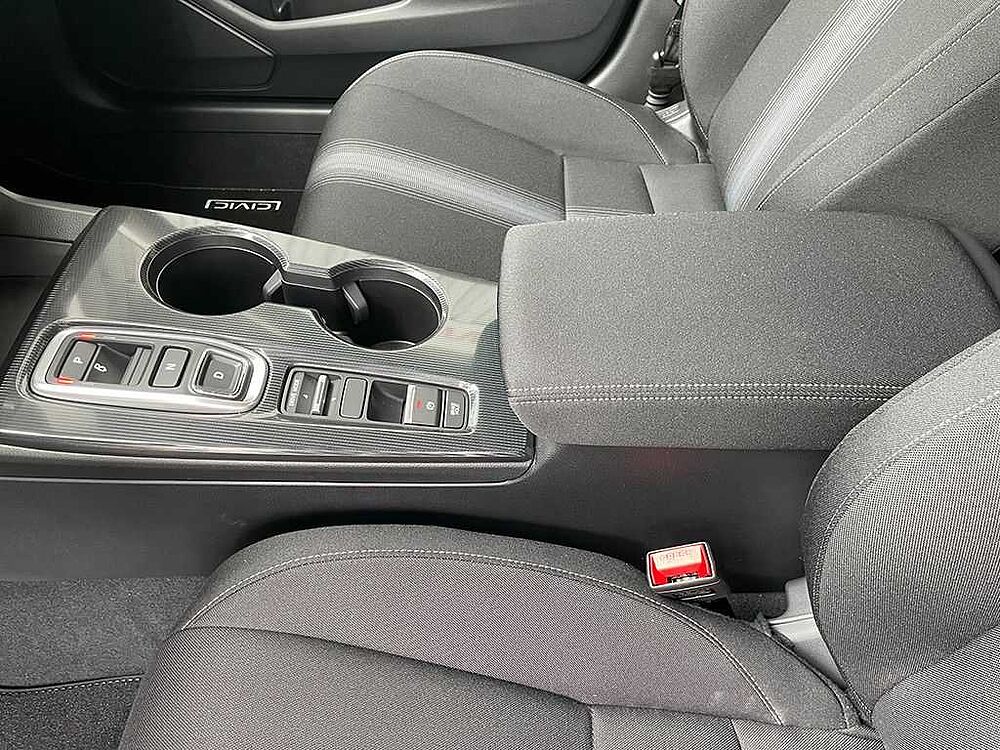 Honda Civic e: HEV 2.0 i-MMD Hybrid Elegance