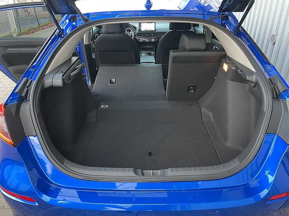 Honda Civic e: HEV 2.0 i-MMD Hybrid Elegance