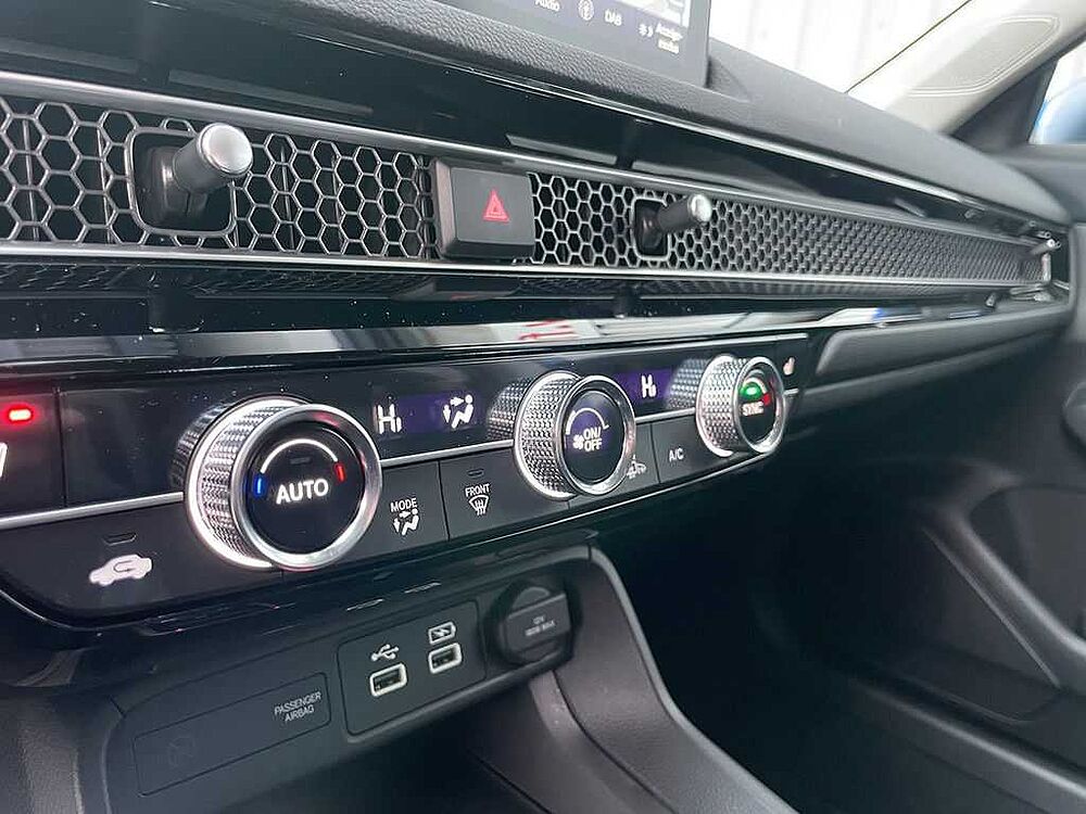 Honda Civic e: HEV 2.0 i-MMD Hybrid Elegance