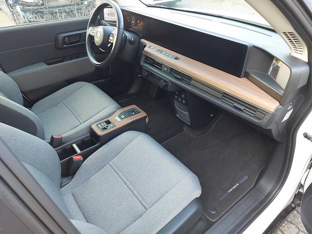 Honda e Advance 17-Zoll*24 MONATE GARANTIE