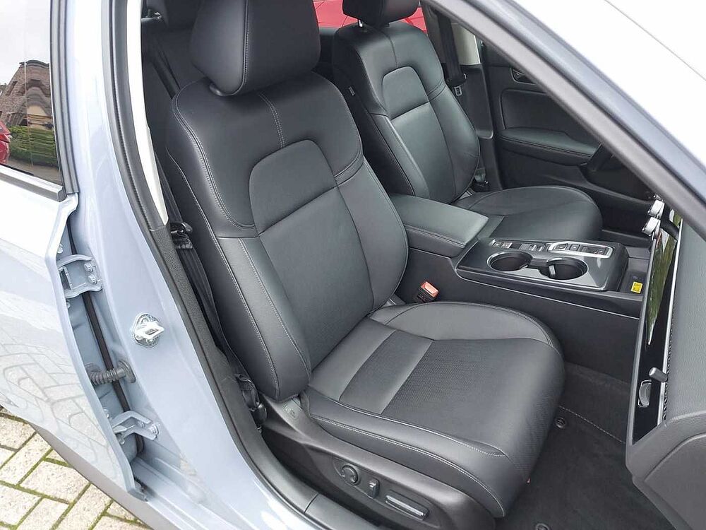 Honda Civic 2.0 e: HEV Advance*BOSE*LED*LEDER*