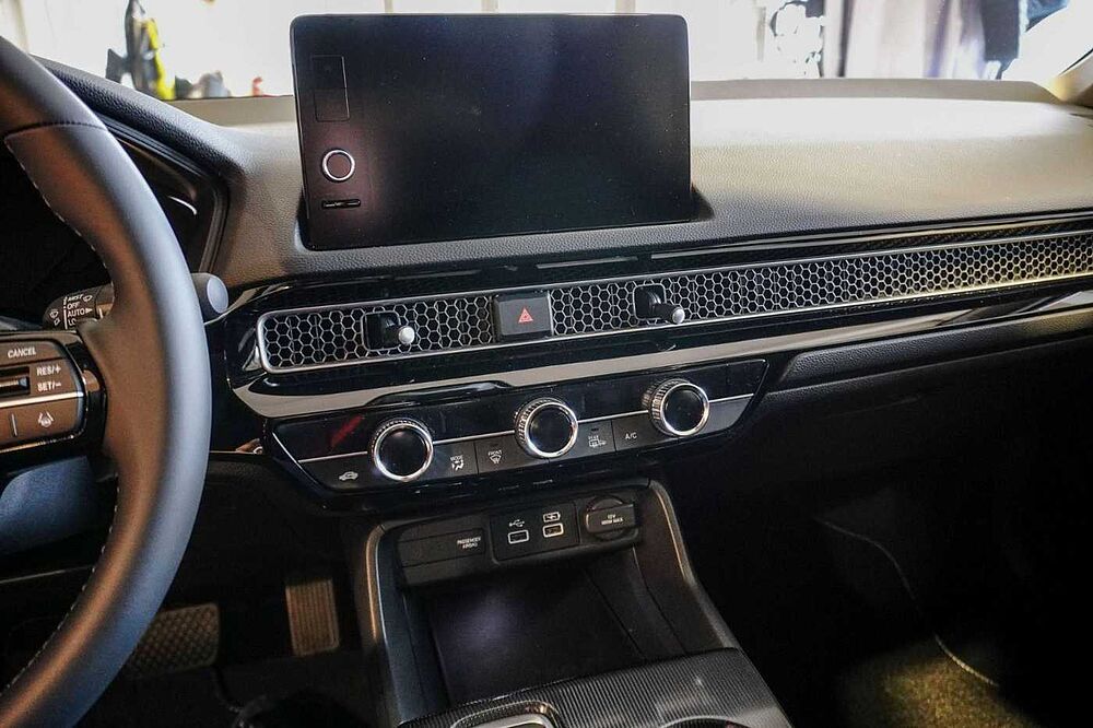 Honda Civic e: HEV 2.0 i-Hybrid e-CVT ELEGANCE WR