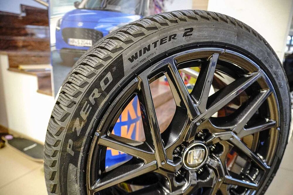 Honda Civic e: HEV 2.0 i-Hybrid e-CVT ELEGANCE WR