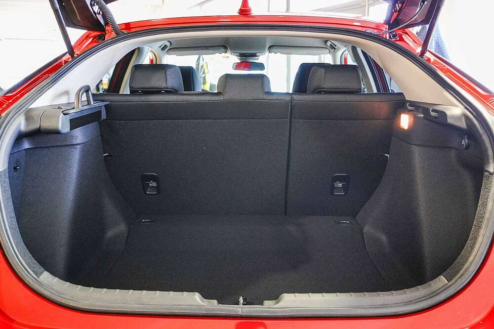 Honda Civic e: HEV 2.0 i-Hybrid e-CVT ELEGANCE WR