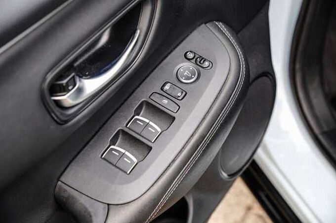 Honda ZR-V e:HEV Sport mit AHK
