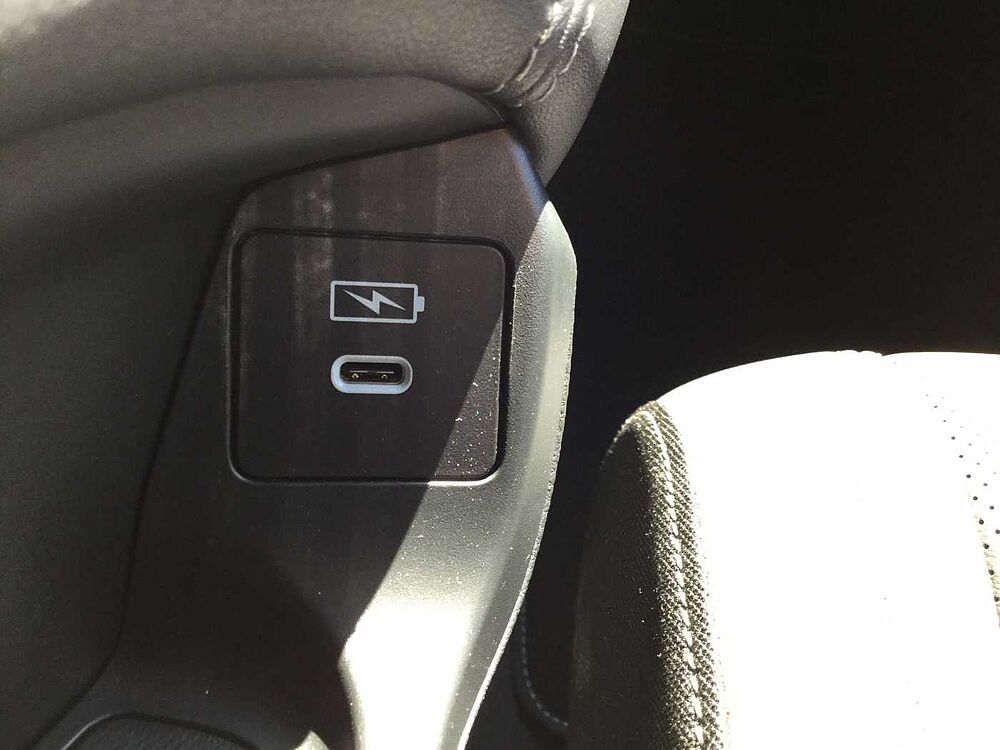 Honda ZR-V e: HEV 2.0 i-MMD Hybrid Advance