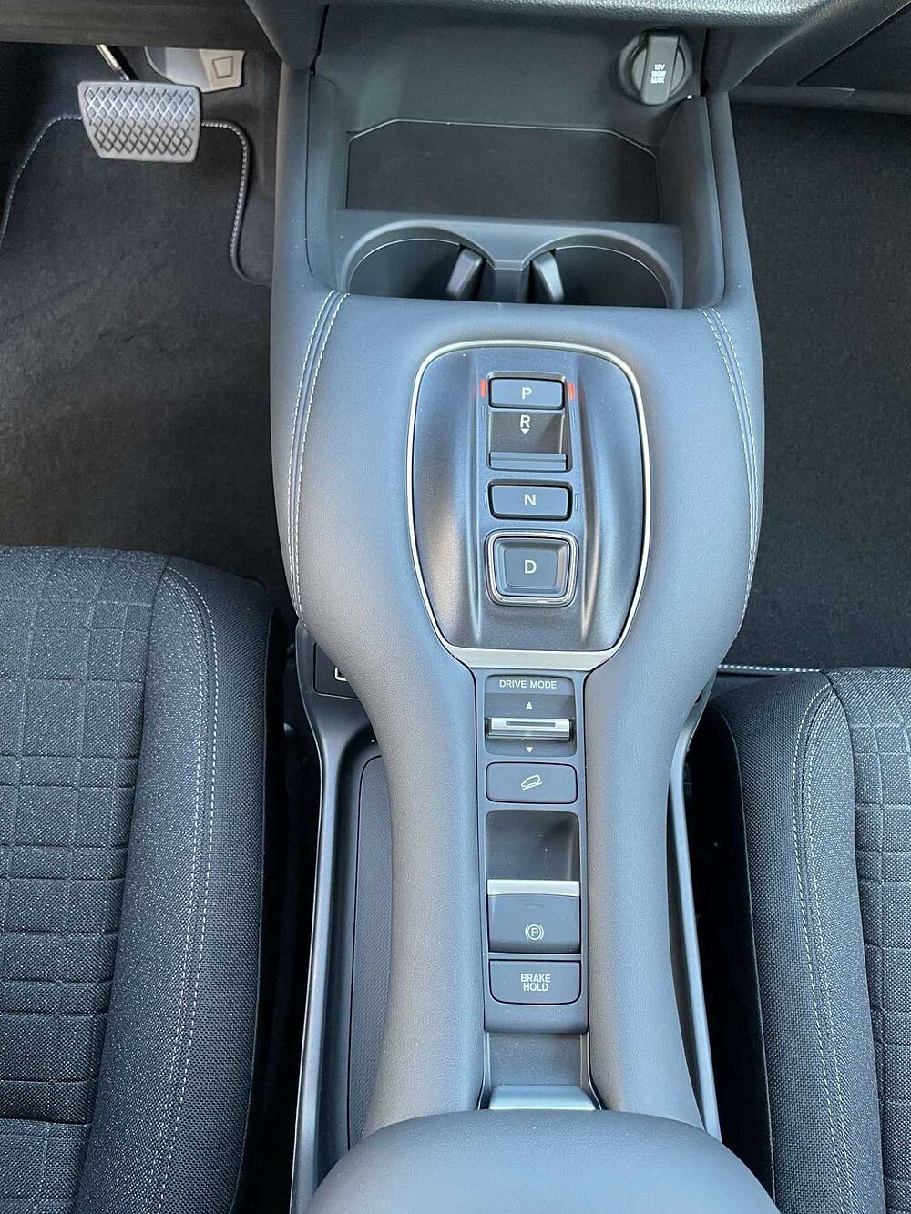 Honda ZR-V e: HEV 2.0 i-MMD Hybrid Elegance