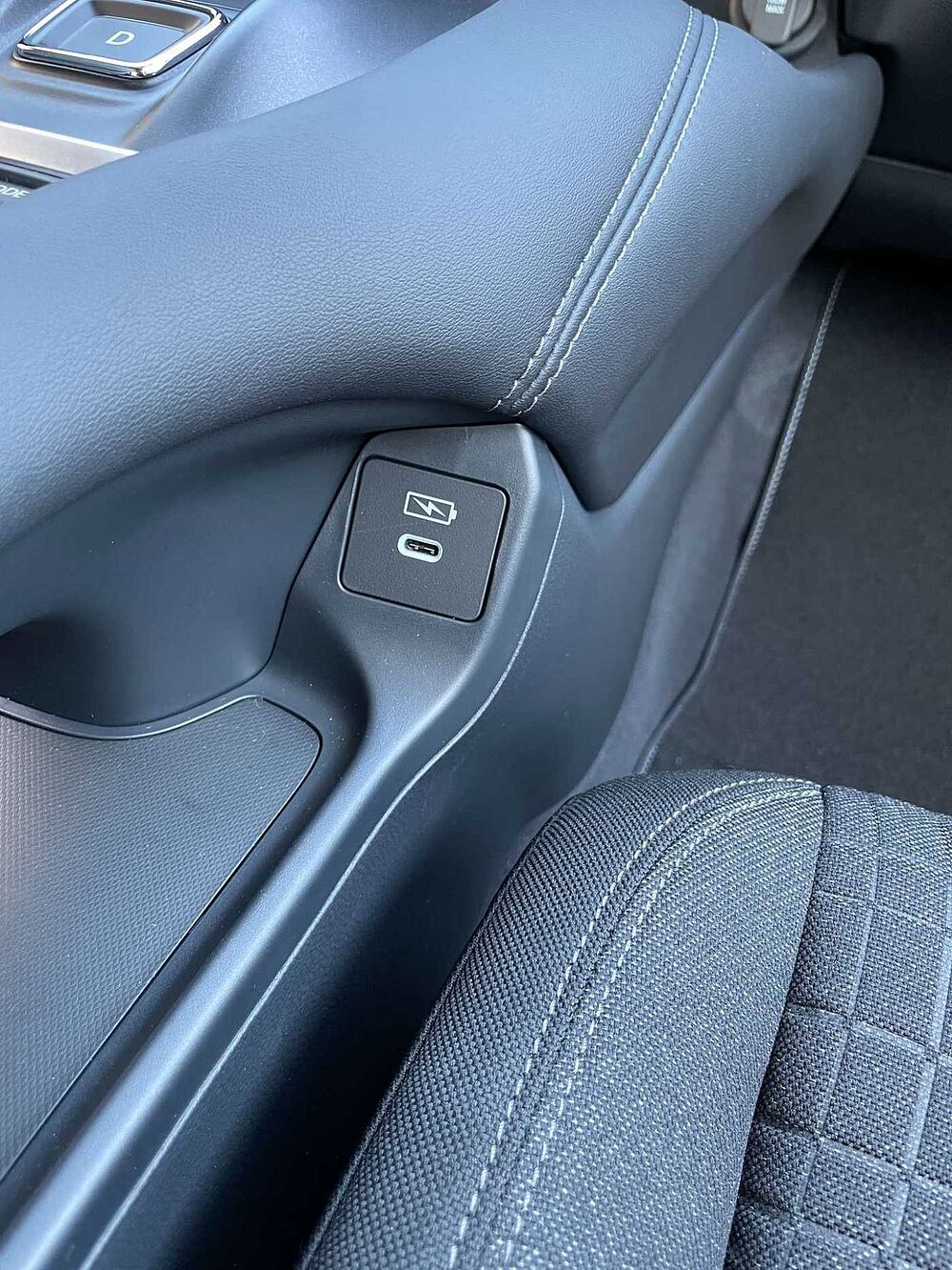 Honda ZR-V e: HEV 2.0 i-MMD Hybrid Elegance