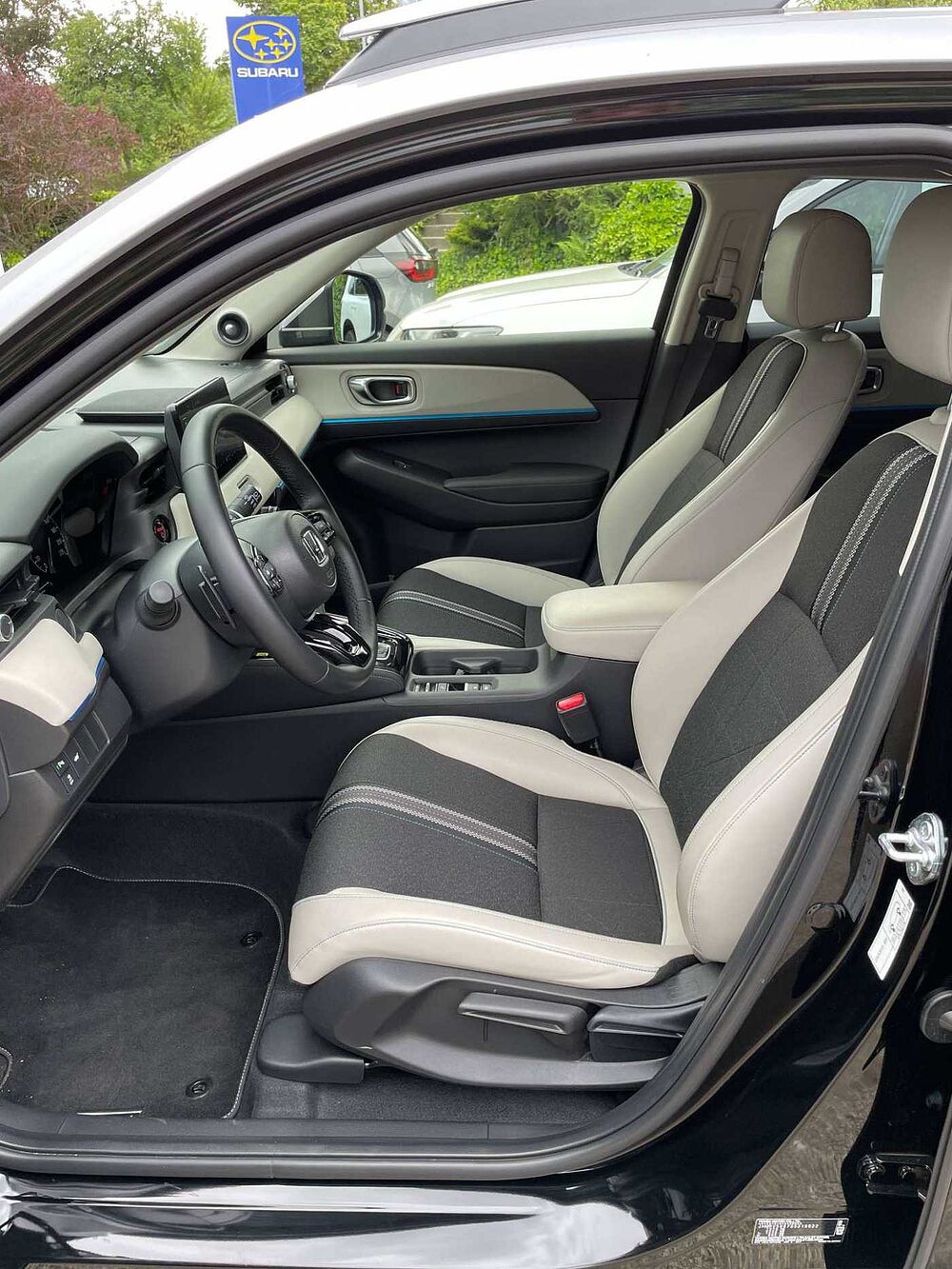 Honda HR-V HR-V Hybrid e: HEV 1.5 i-MMD Hybrid Advance Style