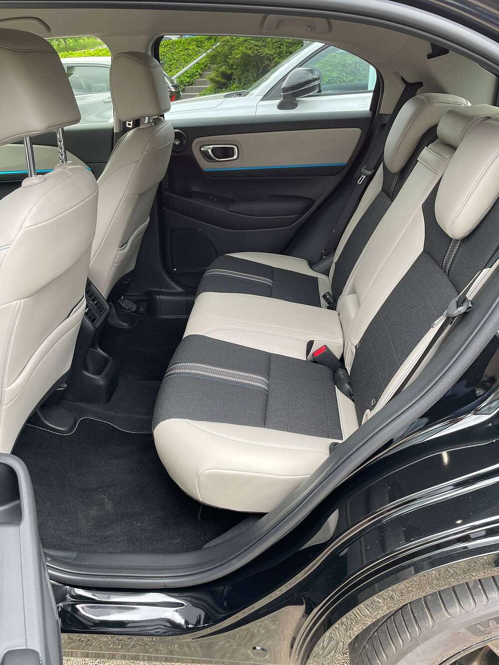 Honda HR-V HR-V Hybrid e: HEV 1.5 i-MMD Hybrid Advance Style