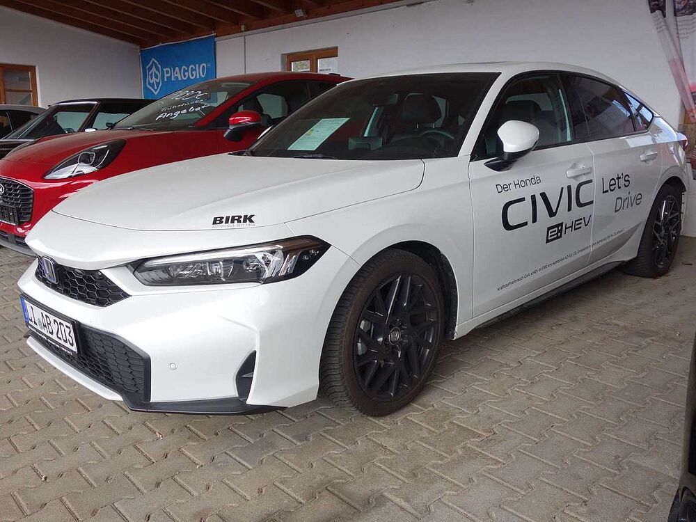 Honda Civic e: HEV Advance