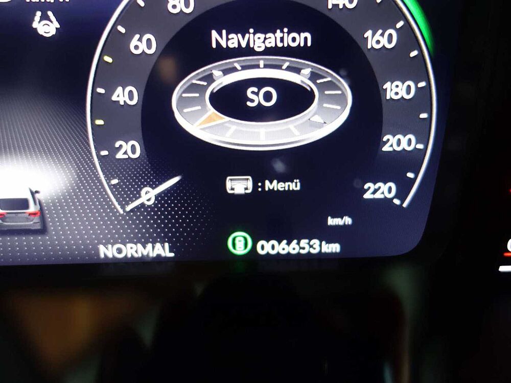 Honda Civic e: HEV Advance