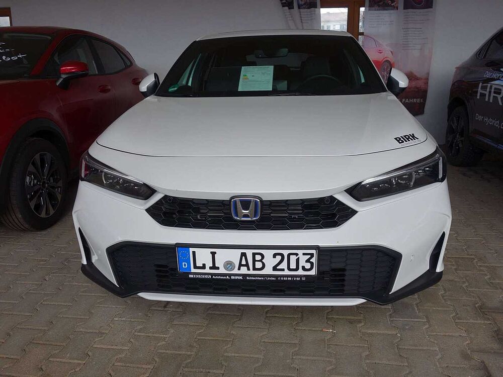 Honda Civic e: HEV Advance