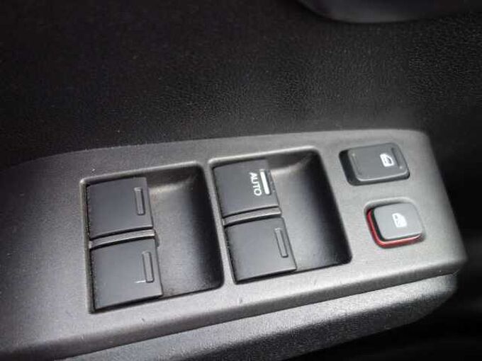 Honda Jazz Hybrid Elegance