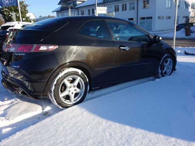 Honda Civic 1.8 Type S 140 PS