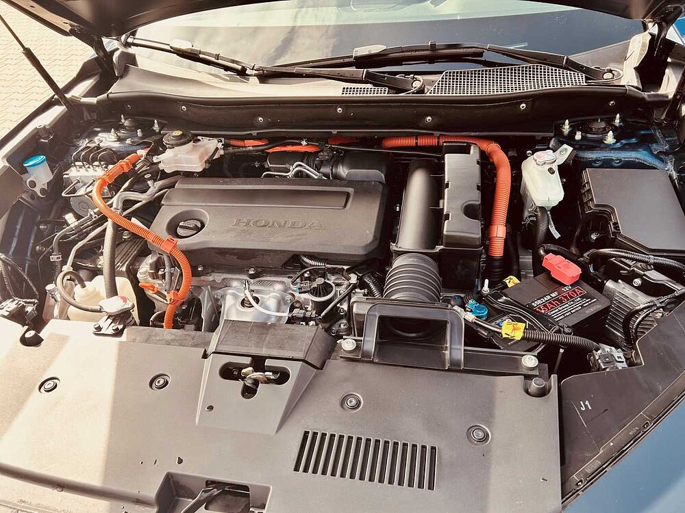 Honda CR-V Hybrid e: HEV 2.0 i-MMD 2WD Elegance Navi