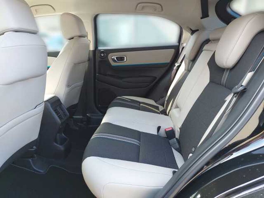 Honda HR-V Advance Style*LENKRAD-BEH*NAVI*PDC