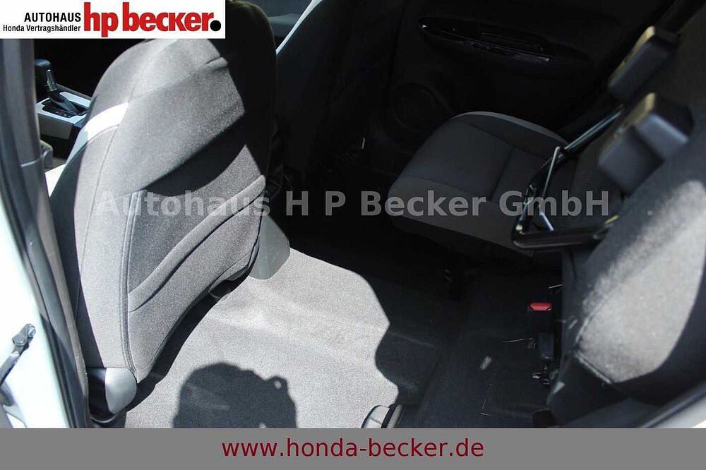 Honda Jazz 1.5 Hybrid Crosstar Executive Winterräder