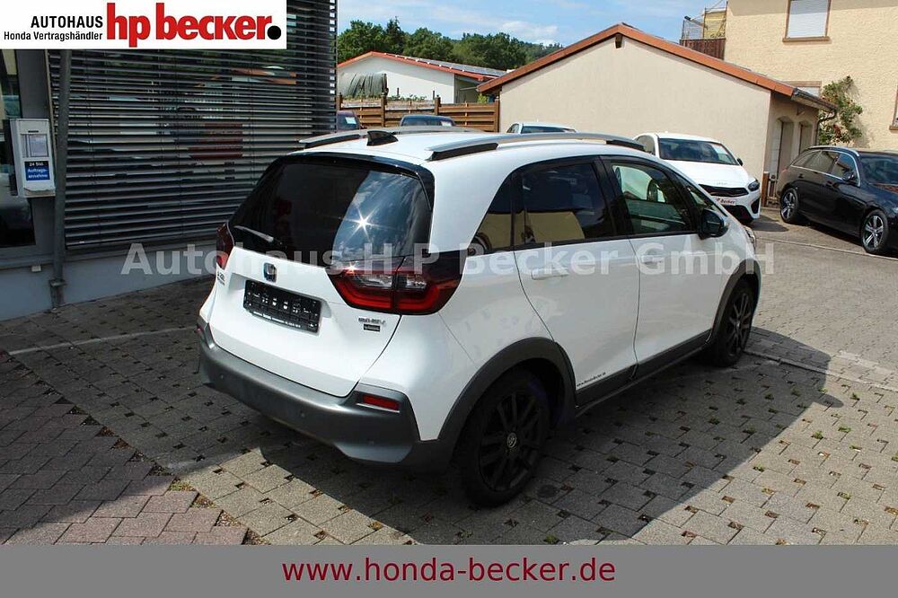 Honda Jazz 1.5 Hybrid Crosstar Executive Winterräder