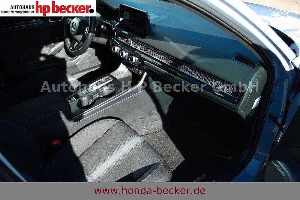 Honda Civic 2.0 e: HEV Hybrid Elegance LED NAVI PDC