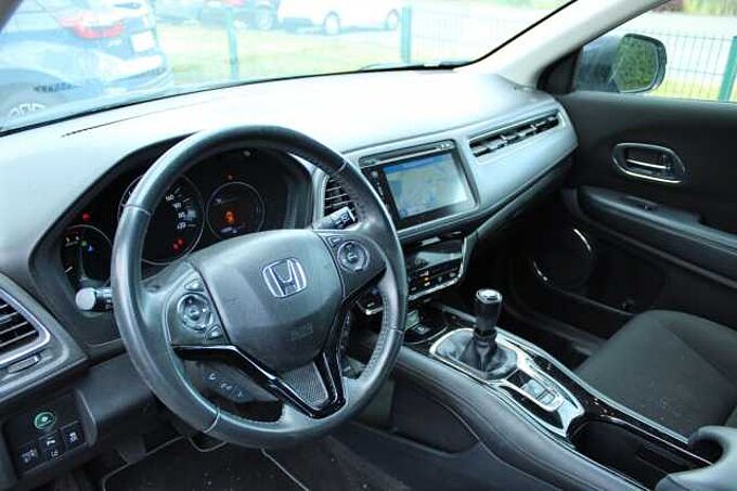 Honda HR-V 1.6 i-DTEC Elegance Winterräder NAVI PDC