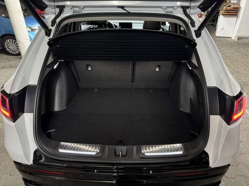 Honda ZR-V 2.0 e: HEV Hybrid Sport | 8-fach Bereift | Black Ed