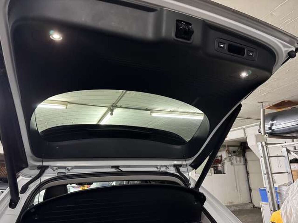 Honda ZR-V 2.0 e: HEV Hybrid Sport | 8-fach Bereift | Black Ed