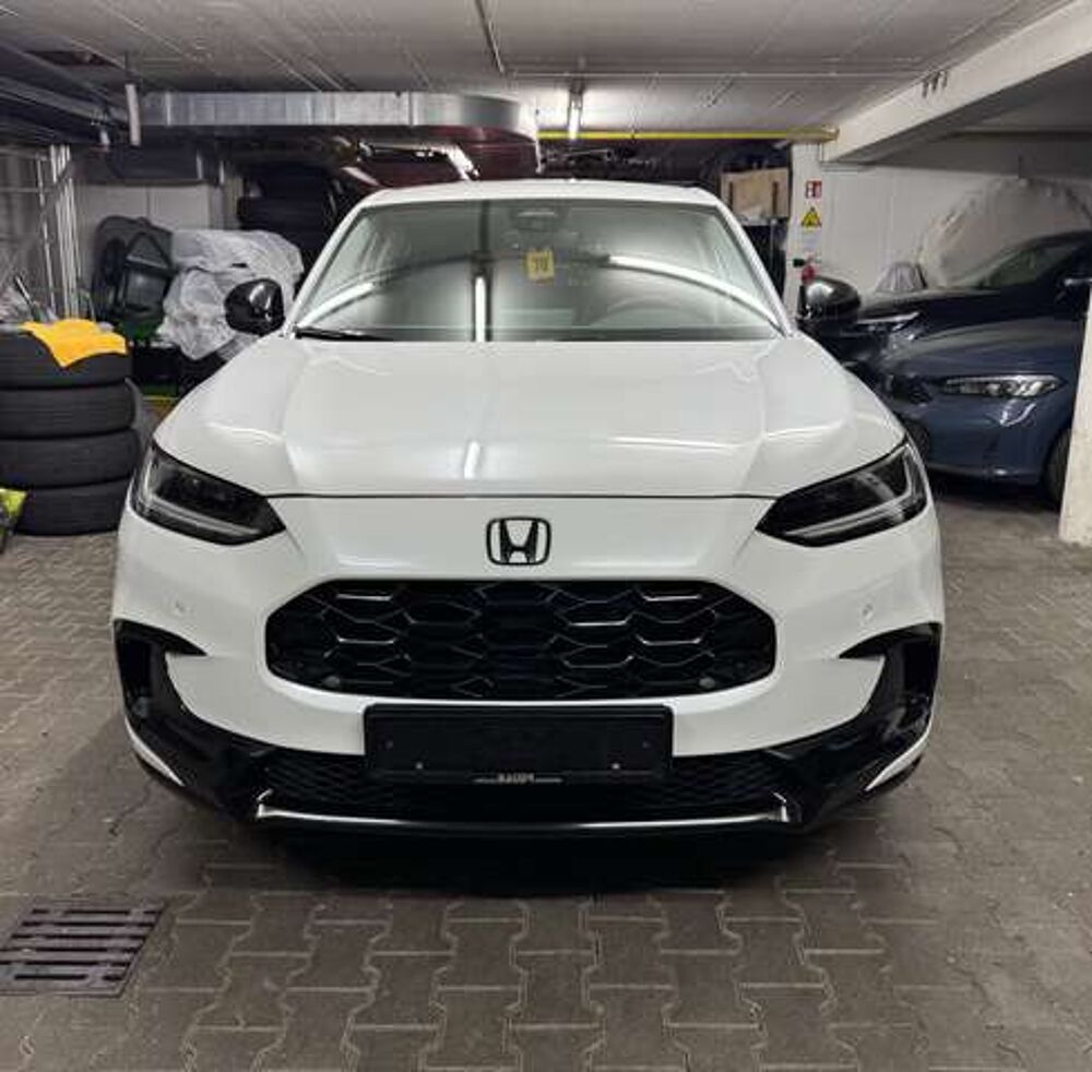 Honda ZR-V 2.0 e: HEV Hybrid Sport | 8-fach Bereift | Black Ed