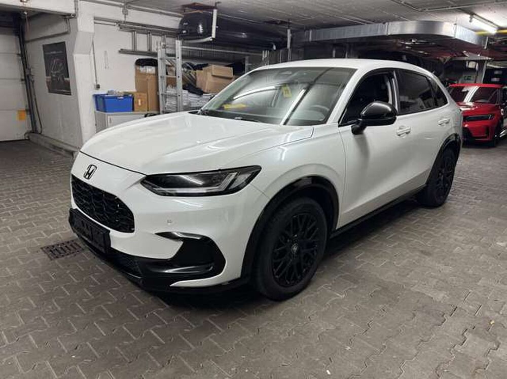 Honda ZR-V 2.0 e: HEV Hybrid Sport | 8-fach Bereift | Black Ed