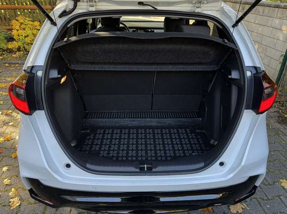 Honda Jazz Jazz 1.5 e: HEV Hybrid Advance Sport | Allwetter