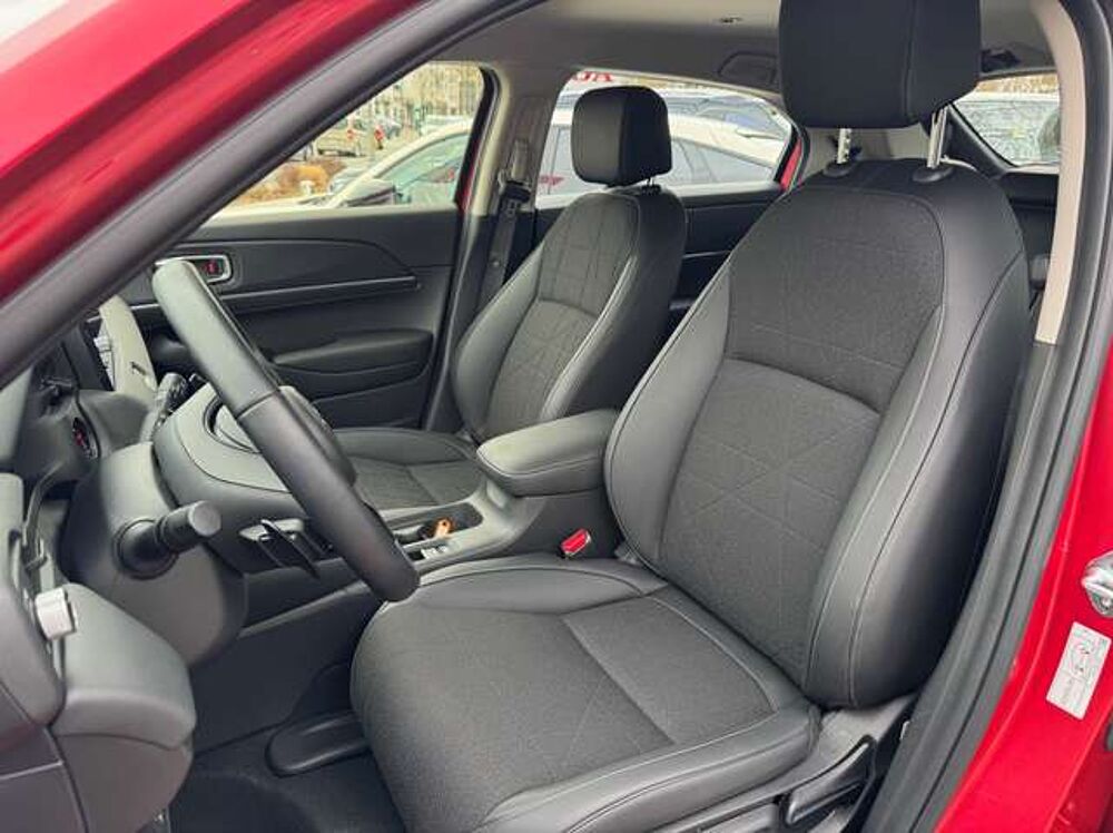 Honda HR-V HR-V 1.5 e: HEV Hybrid Advance | Allwetterreifen