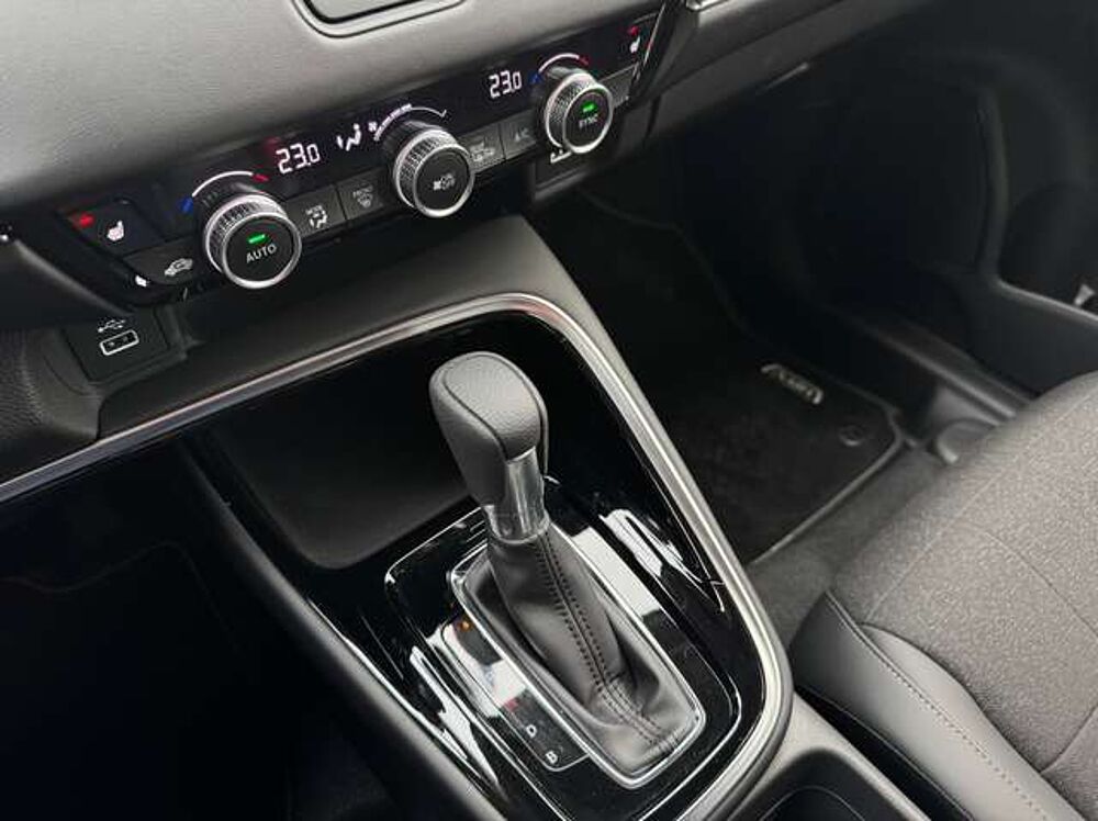 Honda HR-V HR-V 1.5 e: HEV Hybrid Advance | Allwetterreifen