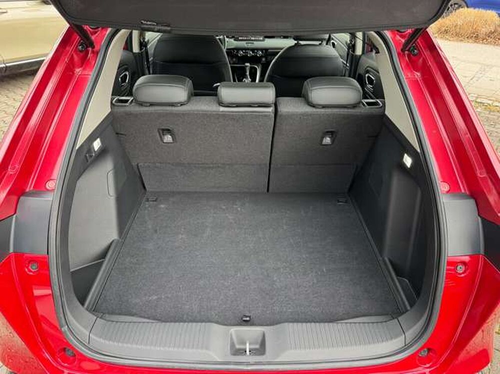 Honda HR-V HR-V 1.5 e: HEV Hybrid Advance | Allwetterreifen
