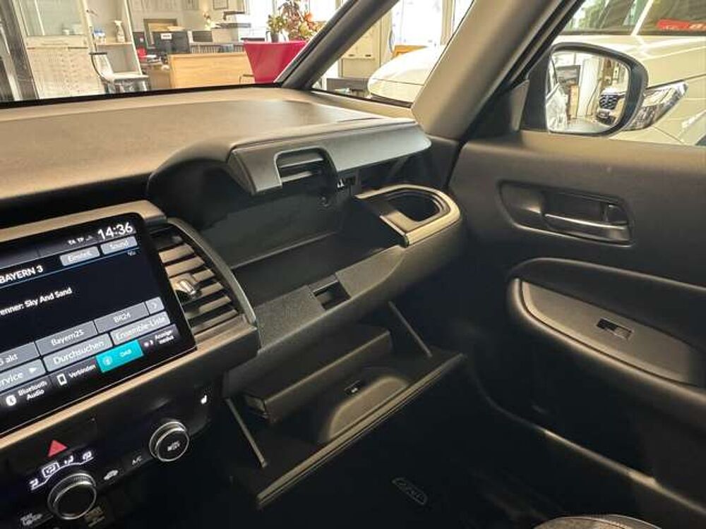 Honda Jazz 1.5 e: HEV Hybrid Elegance | wenig KM |