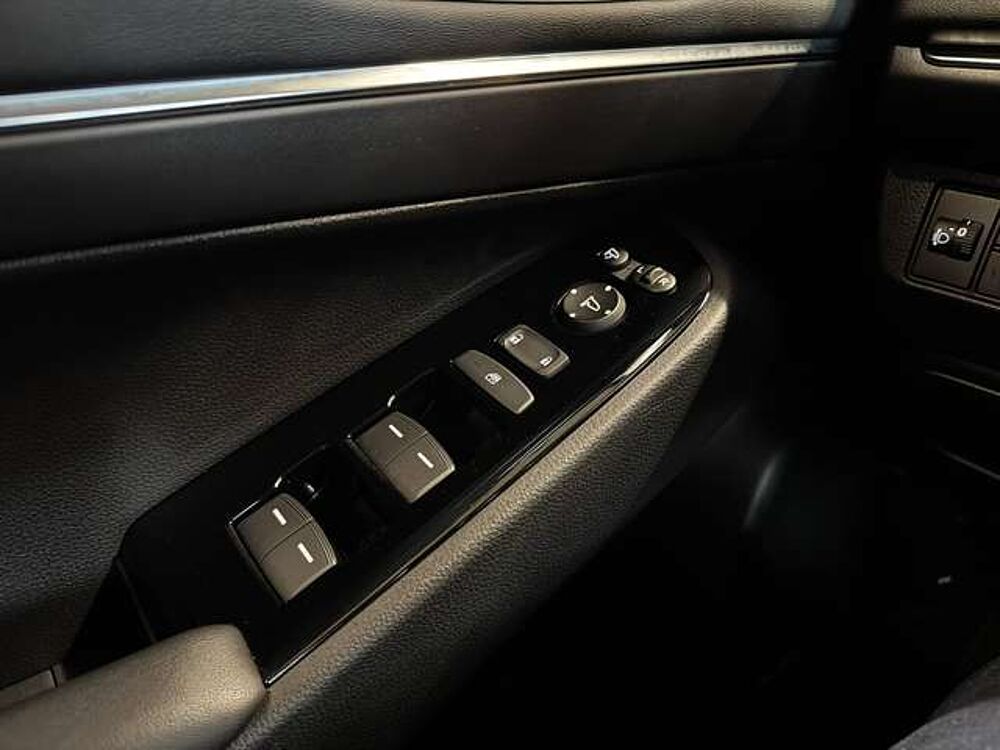 Honda HR-V 1.5 e: HEV Advance |Alcantara Lederausstattung | getönte Scheiben | elektrische H