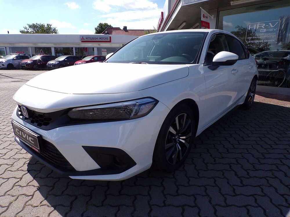 Honda Civic e: HEV Elegance
