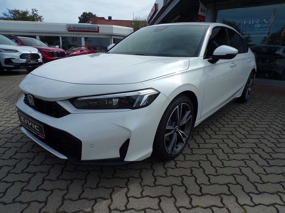Honda Civic e: HEV Advance