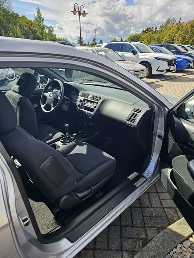 Honda  Civic Coupe 1.7 LS