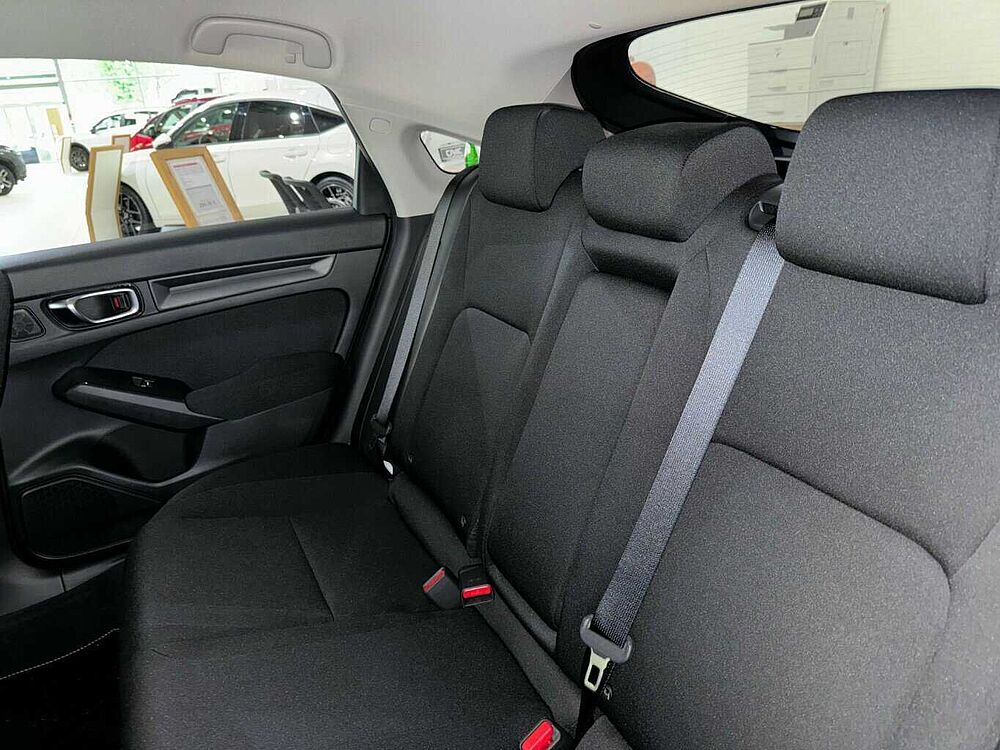 Honda Civic Hybrid e: HEV Elegance. .. Elegance