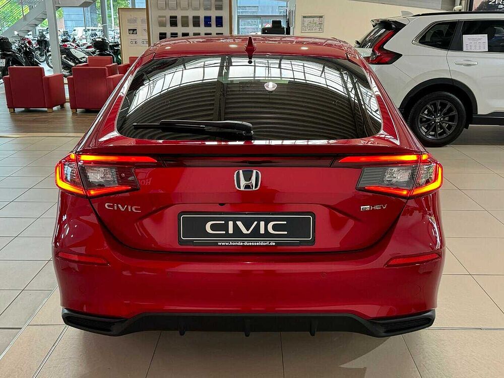 Honda Civic Hybrid e: HEV Elegance. .. Elegance