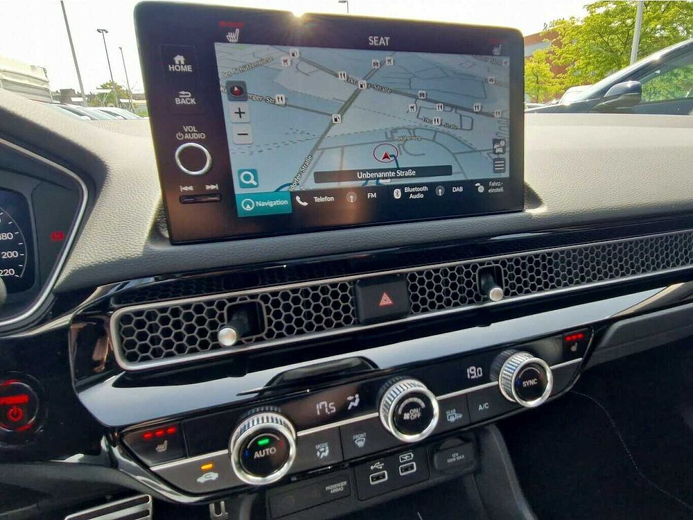 Honda Civic Hybrid e: HEV Advance|Sportp. |AHK. .. Advance