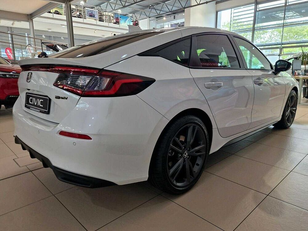 Honda Civic Hybrid e: HEV Sport|BlackEmblem. .. Sport