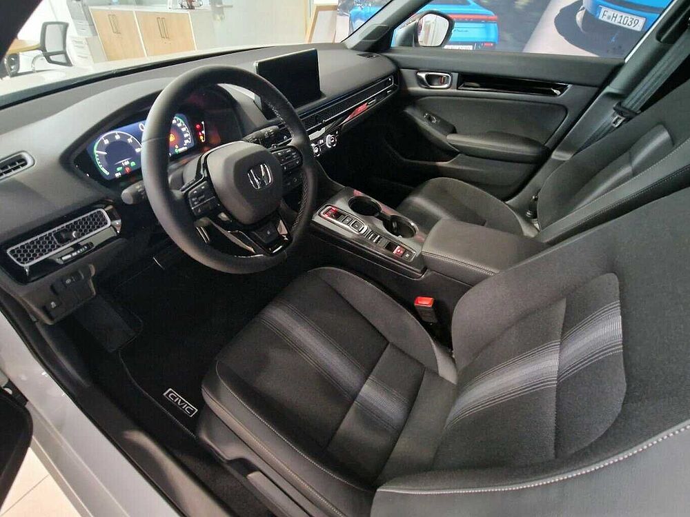 Honda Civic Hybrid e: HEV Sport|BlackEmblem. .. Sport