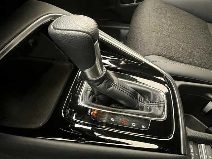 Honda HR-V Hybrid 1.5 Advance|Navi|MagicSeats... Advance