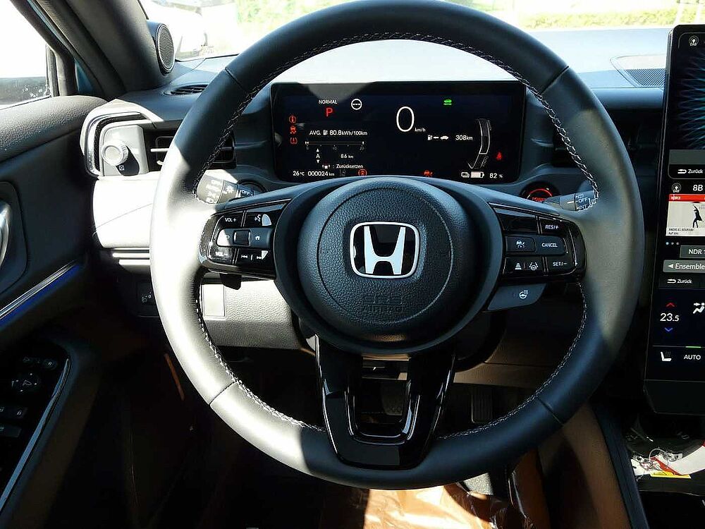 Honda e : Ny1 Advance Paket