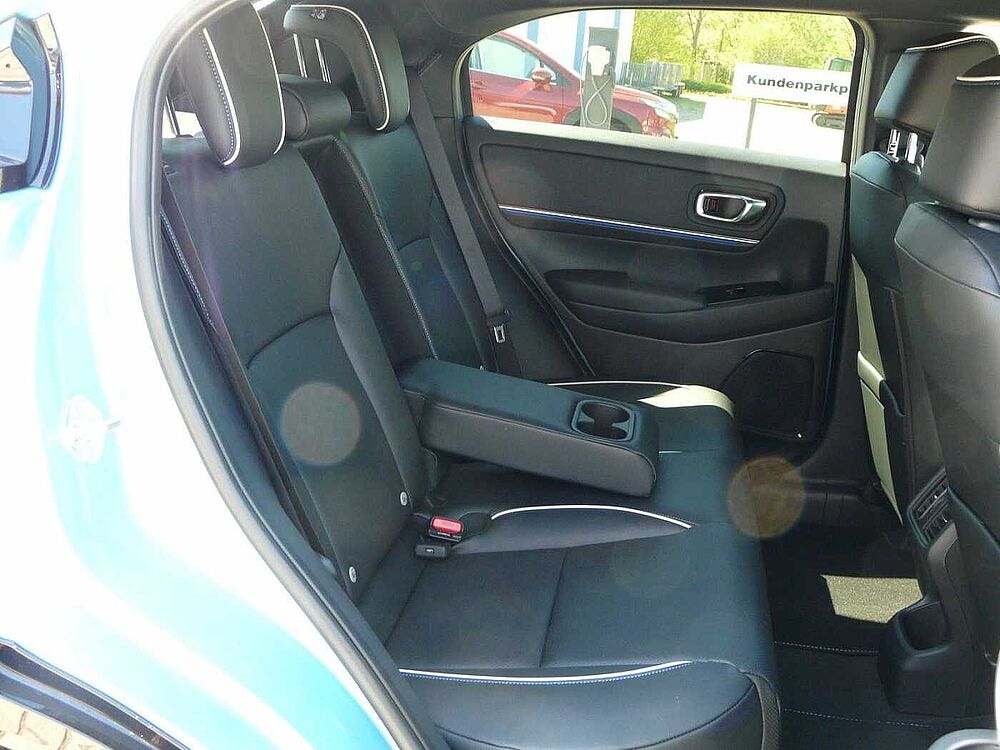 Honda e : Ny1 Advance Paket